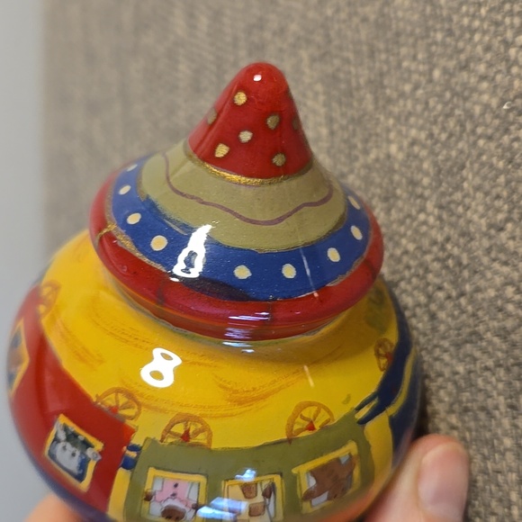 Le Bien 2005 Reverse Hand Painted Toy Train Glass Ornament - Picture 5 of 10